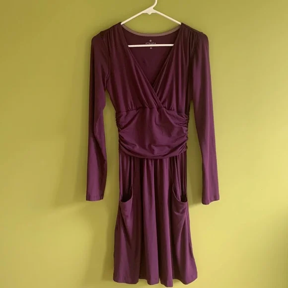 Athleta | Dresses | Athleta Plum Jersey Dress With Ruched Bodice And Slouchy  Pockets | Poshmark